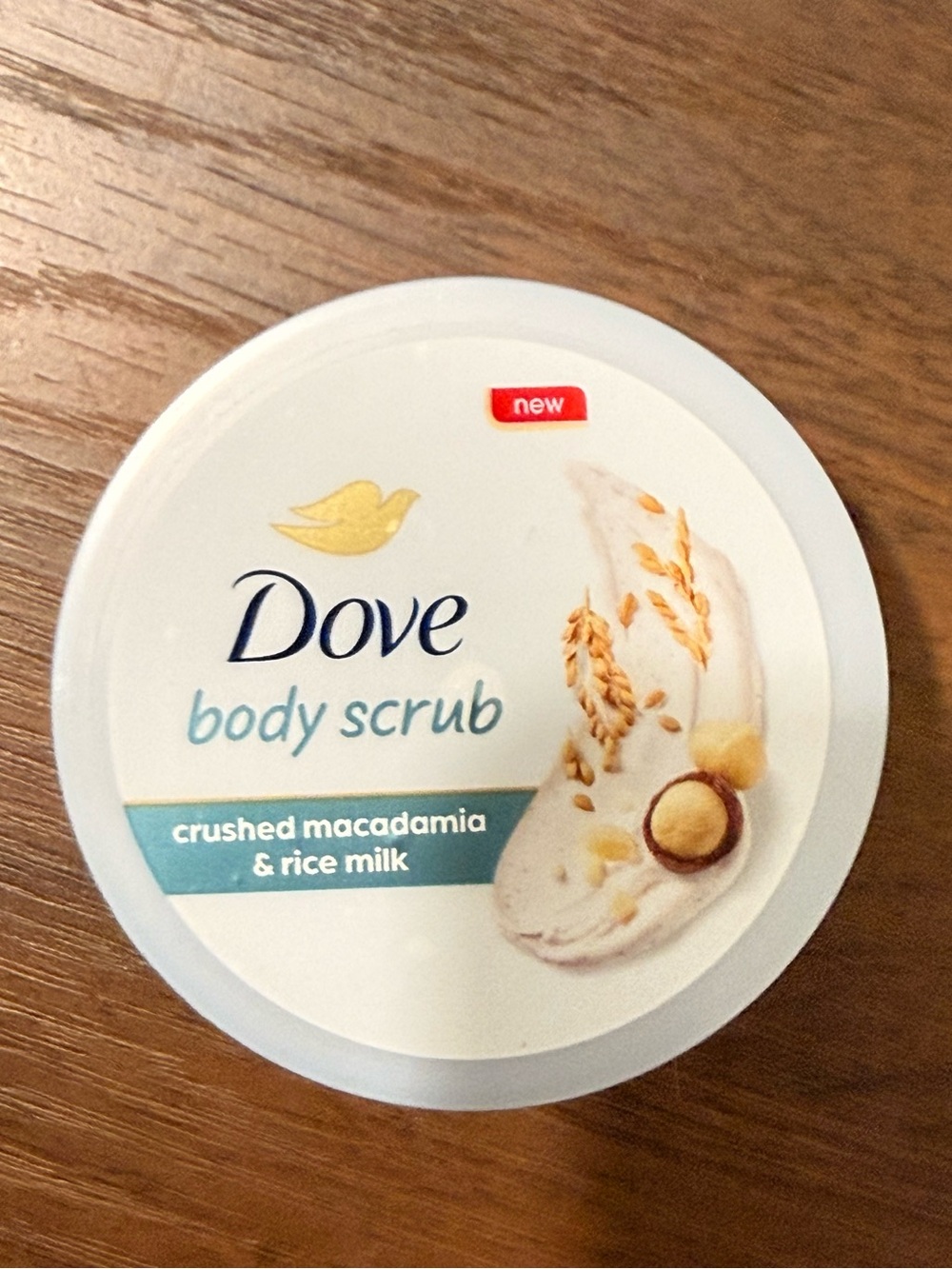 BRAND NEW-UNOPENED: Crushed Macadamia & Rice Milk Body Scrub